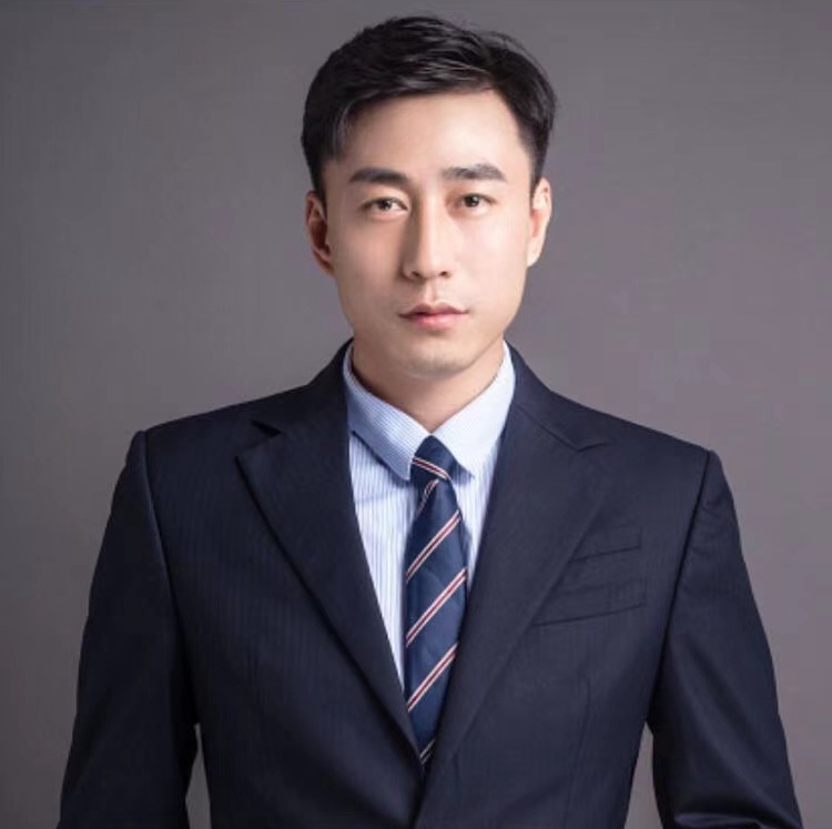 赖平 项目运营总监